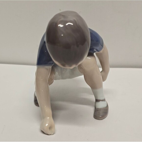 Bing & Grondahl Porcelain Figurine #1636 Dickie Boy B&G - Picture 4 of 9